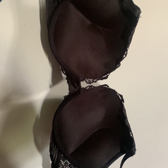Victoria’s Secret bombshell bra - Picture 11 of 12